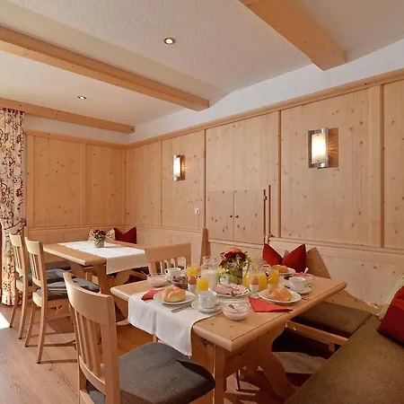 Pensionat Haus Schneerose *